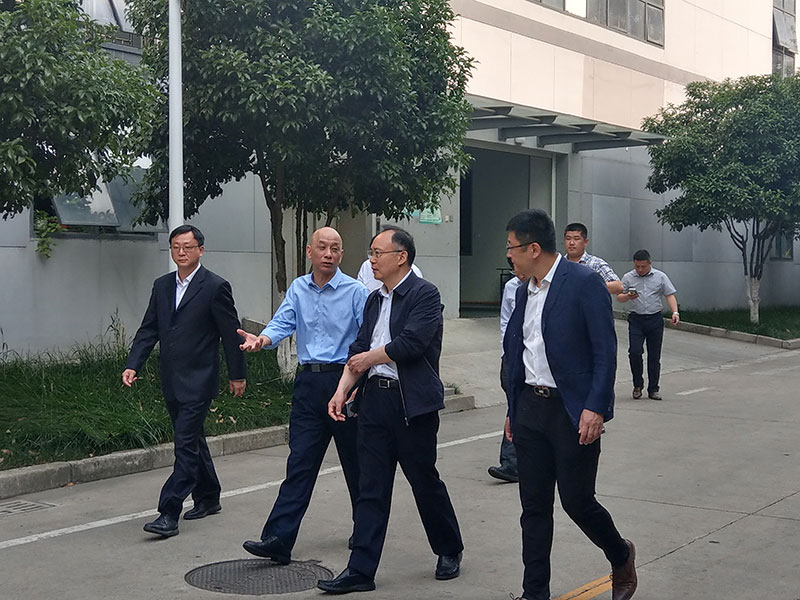 南京市一级巡视员、淮安市副市长、宁淮智能制造产业园党工委书记许明一行调研考察南京奥联电子