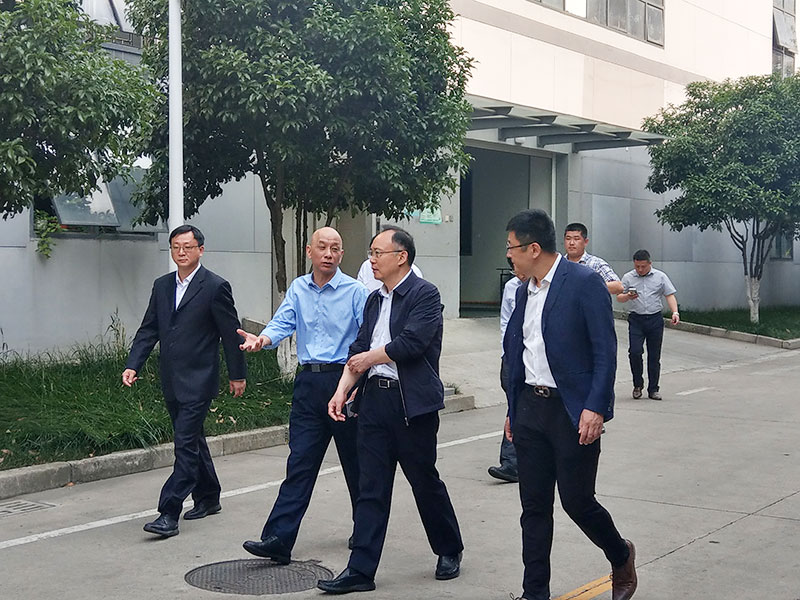 南京市一级巡视员、淮安市副市长、宁淮智能制造产业园党工委书记许明一行调研考察南京奥联电子